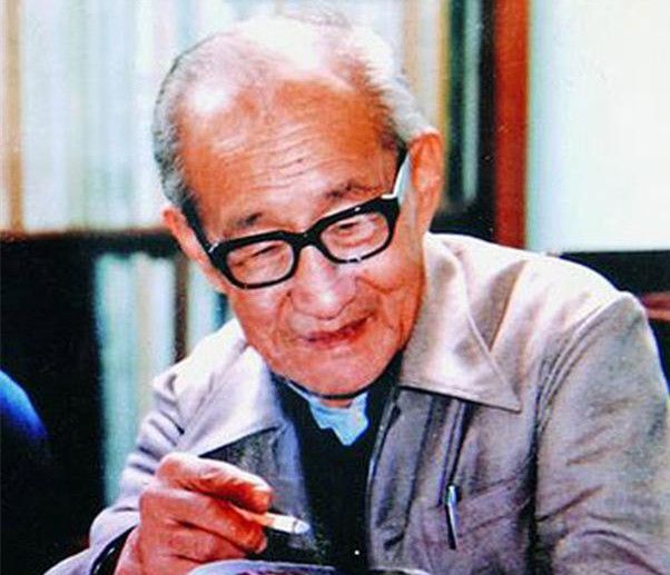 黄灯是谁发明的?