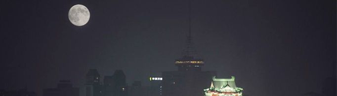 说“月到中秋分外明”?