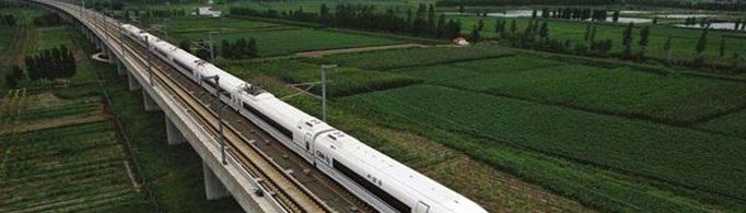 为什么坐高铁听不到普通列车上的咔哒声？