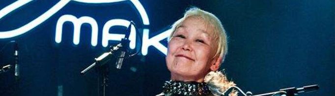 white food是什么歌?