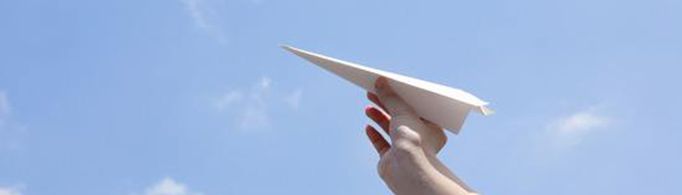 纸飞机怎么折才能飞得更远？