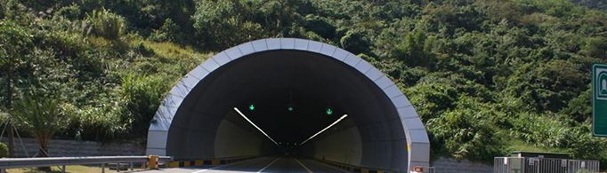 隧道口两端为什么要戴“帽子”？