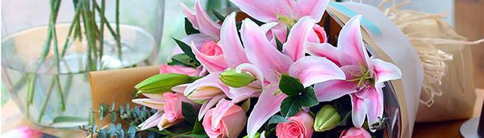 为什么百合花不能放卧室？