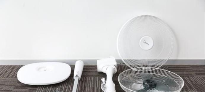 美的落地电风扇怎么拆