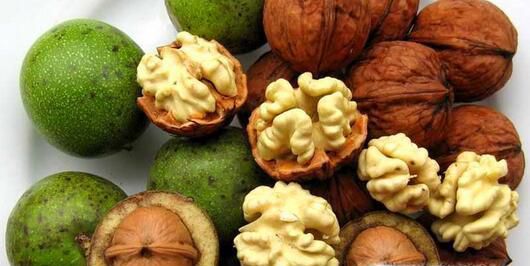 剥核桃手黑怎么办