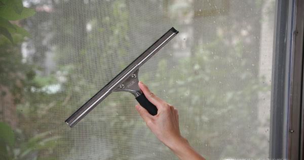 如何快速擦玻璃，擦玻璃妙招/小窍门