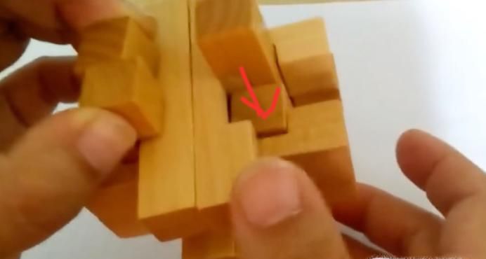 孔明锁12根拆拼方法