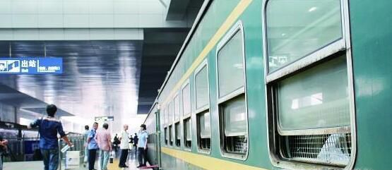 第一次怎么坐火车？