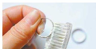 银饰变黑怎么清洗