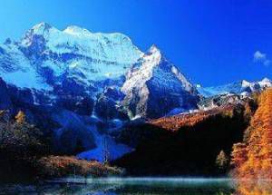 稻城亚丁几月份去最好?