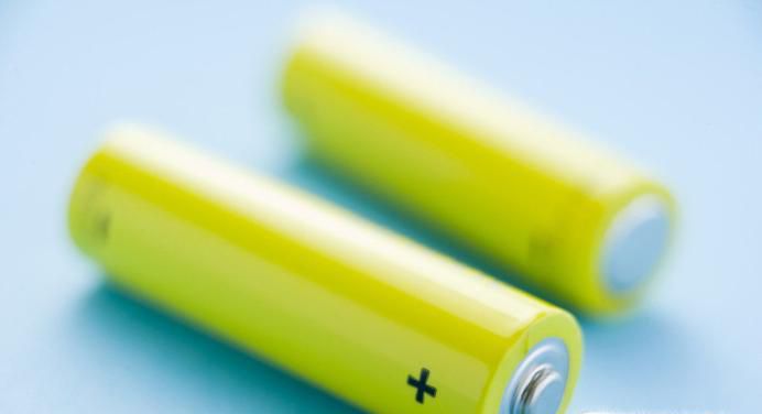 如何正确安装电池