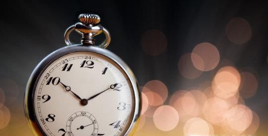 坐火车不出站台转车时应该注意什么?