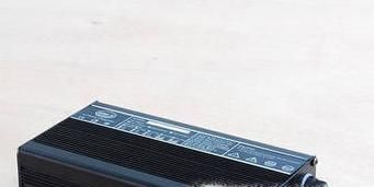 电动车充电时充电器显示异常