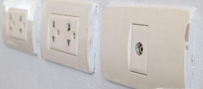 怎样更换墙壁开关？