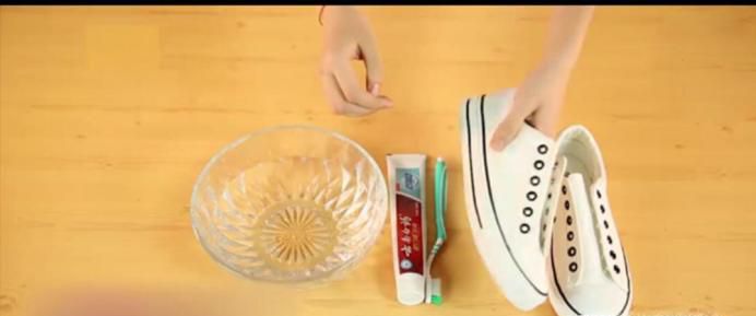 鞋面 鞋边发黄 洗涤处理大全