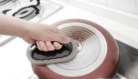 锅底的油垢怎么去除