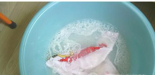 水彩笔怎么洗掉