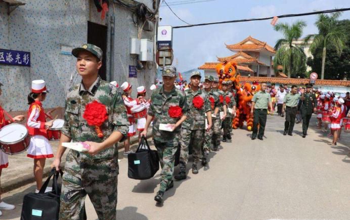 新兵入伍哪些该带哪些不该带