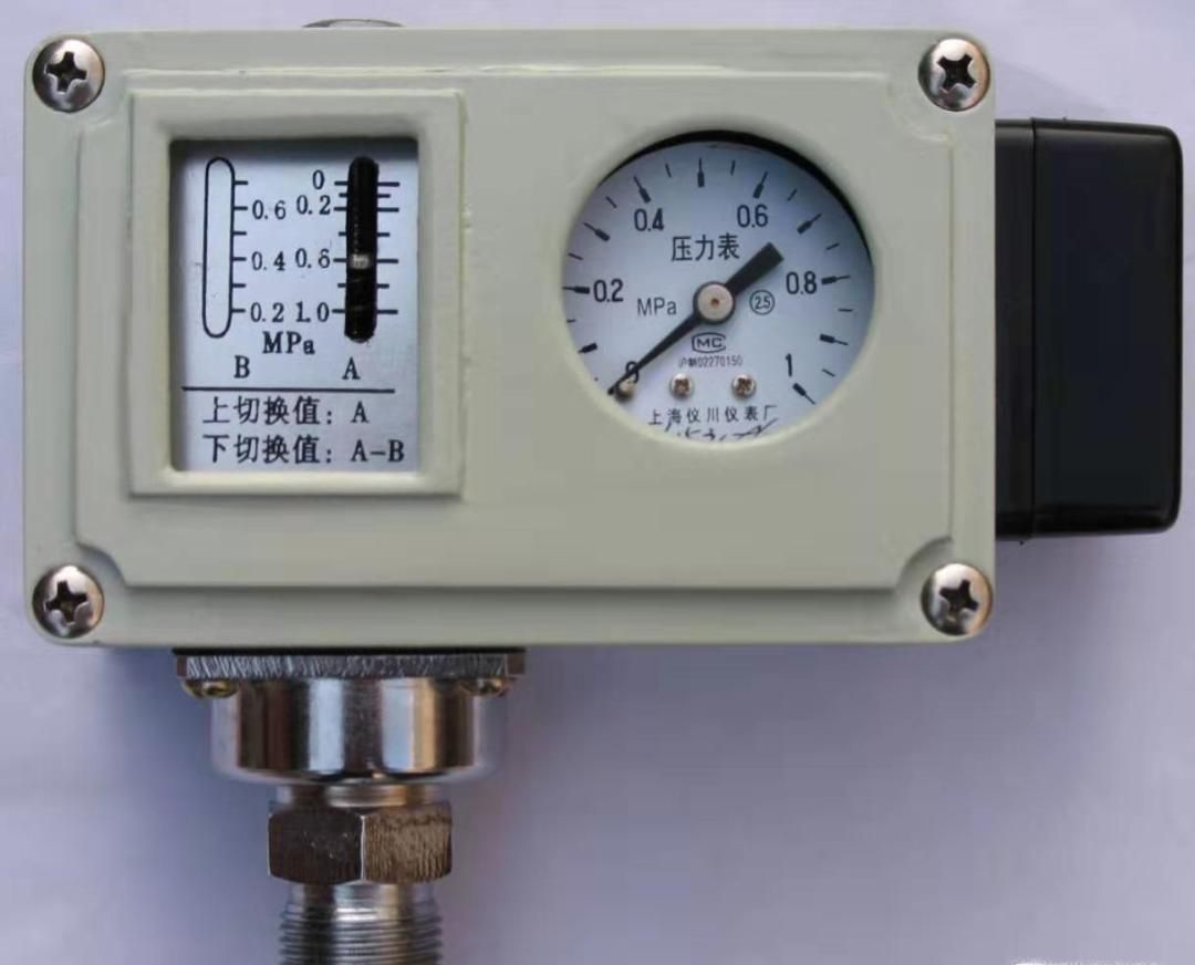 如何调节家用无塔供水器压力