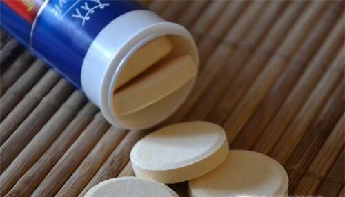 如何清除瓷砖上的铁锈？