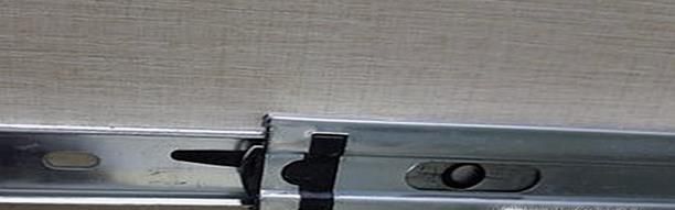 滑轨抽屉如何拆装