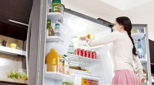 冰箱冷藏室有水怎么办，冰箱保鲜室总有水怎么办
