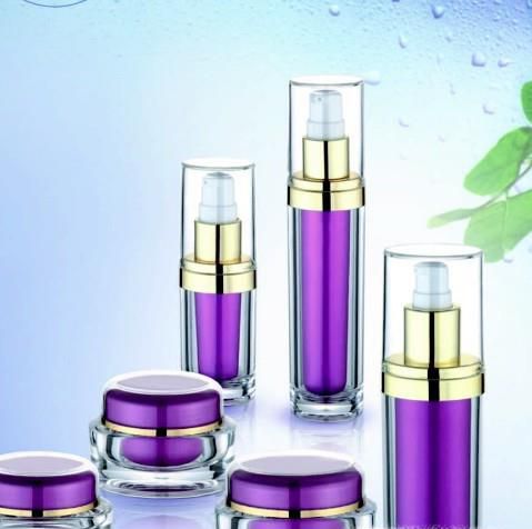 飞机上可以带化妆品吗