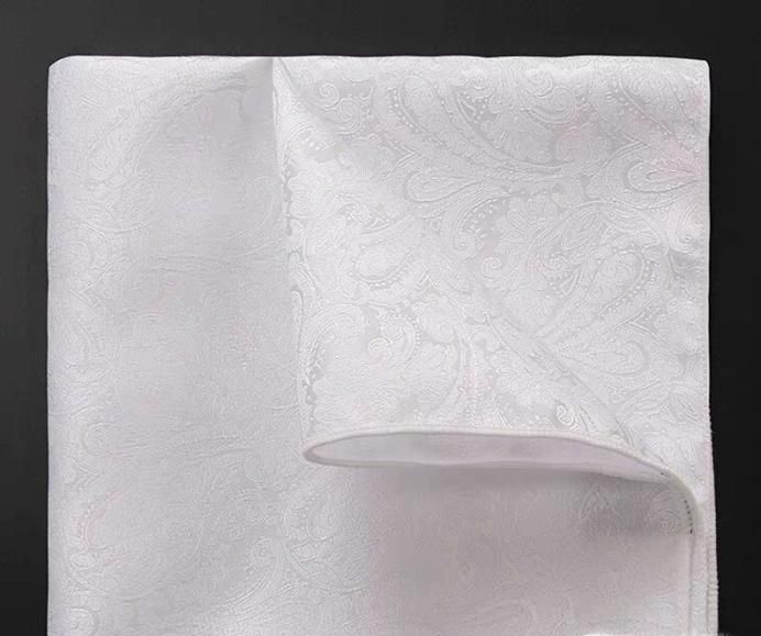 简单易懂的西服三阶口袋巾折法