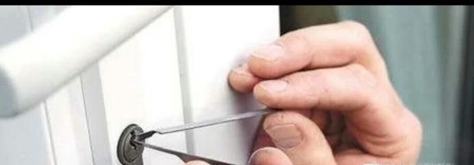 门锁了没钥匙怎么开