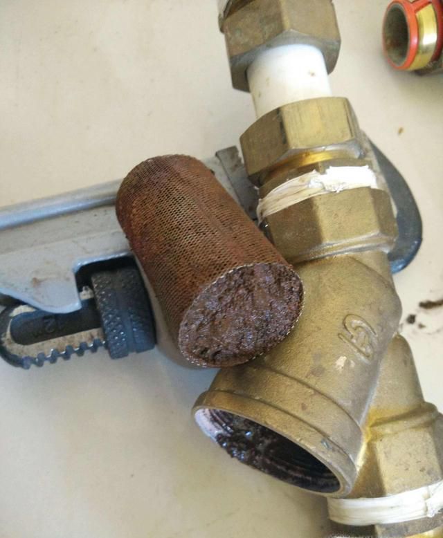 如何清洗地热过滤网