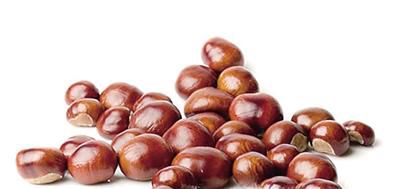 巧剥生板栗皮 最快最省时的方法