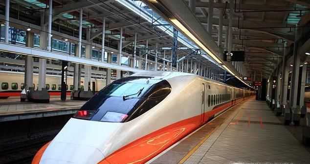 儿童没有身份证怎么取票