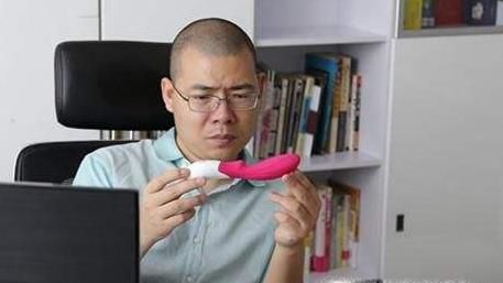 女性自慰用品振动棒的使用方法和技巧及清洁保养