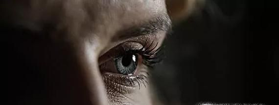 眼皮跳有预兆,左眼皮跳 右眼皮跳