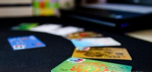 未成年怎么办银行卡