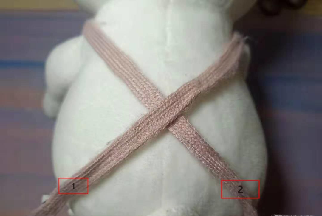 丝带蝴蝶结的打法