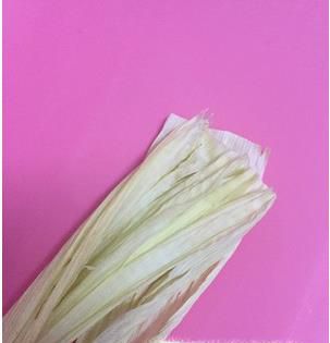 玉米皮坐垫的编制方法