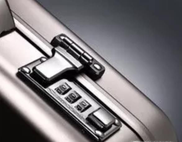 买的密码箱的初始密码是什么？怎么改密码？