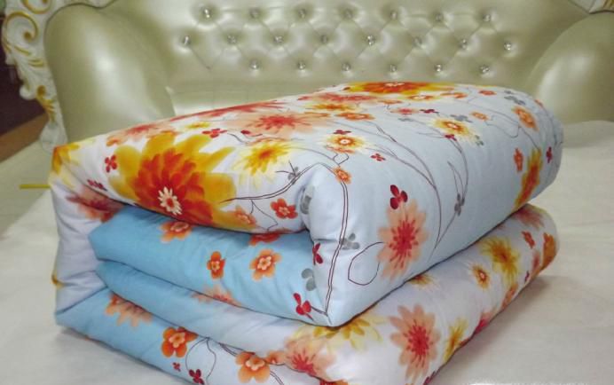 如何把被子叠成“豆腐块”?