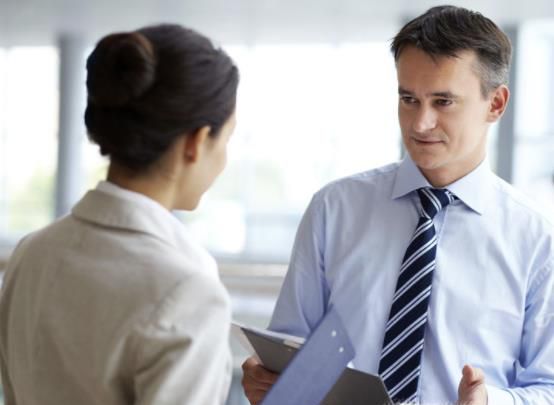 与男人交谈要掌握的六大交际技巧