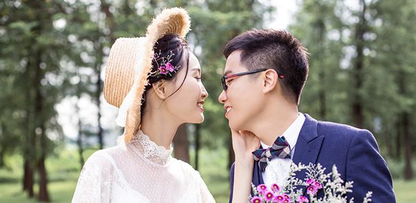 朋友订婚祝福词