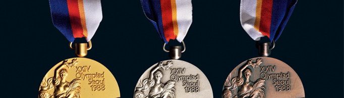 奥运金牌的主要材料是金子吗？