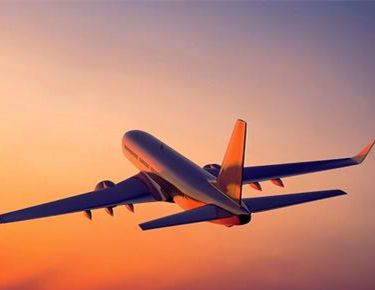 飞机在起飞降落时要顺风还是逆风？