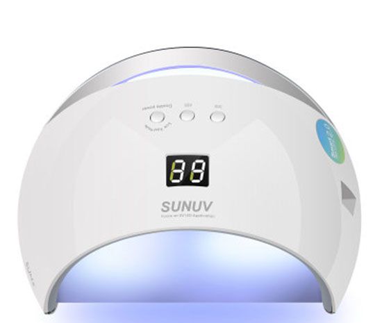 手洗衣服和做美甲哪个会让手部皮肤变黑？