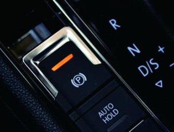 车上的AUTO HOLD是什么意思？