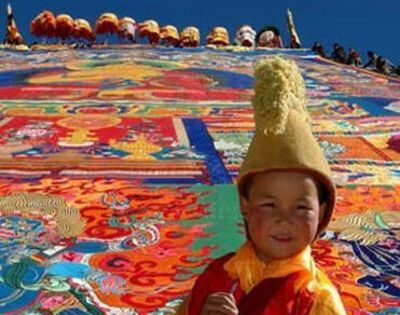 雪顿节的风俗是什么？