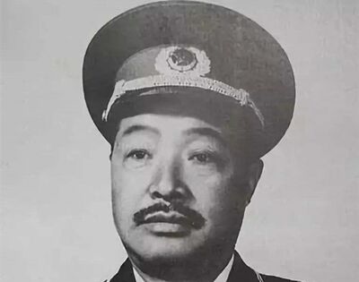 南昌起义是谁领导的？