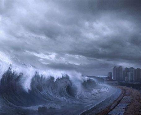 海啸所产生的浪高取决于什么？