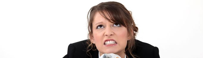 用动作描写生气的句子有哪些？