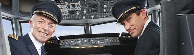 机长一个月工资是多少钱？